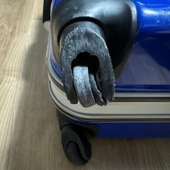 スーツケースの画像