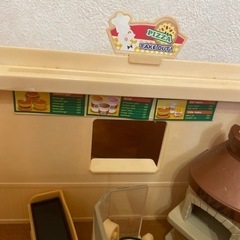 シルバニア、はじめてのお家や小物、ピザ屋さん、ファミリーワゴンの画像