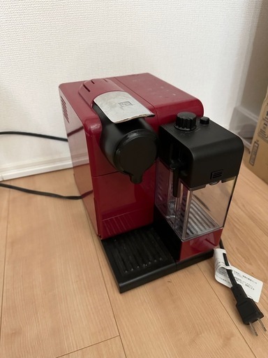 ネスプレッソ コーヒーメーカー エスプレッソ式 NESPRESSO 本体 ケース付