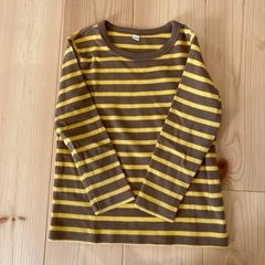 無印　110 カットソー　ロンTの画像