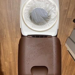 おむつ専用ゴミ箱の画像