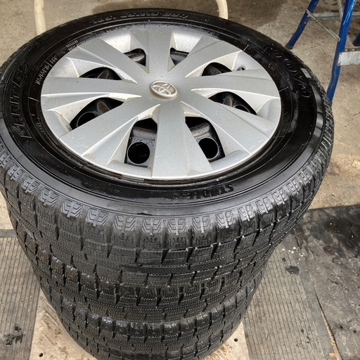 15インチ　TYスタッドレスタイヤ４本