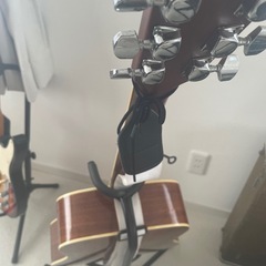 Moralesモラレスギター(訳あり)ハードケースとスタンド付きの画像