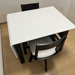 【2〜4名用】ダイニングテーブルセットの画像