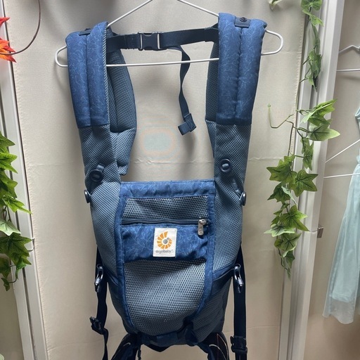 Ergobaby CreGBCPEAPBLOOM 3D エアメッシュ (洗濯機洗い可能) 軽量ベビーキャリア、クールエア
