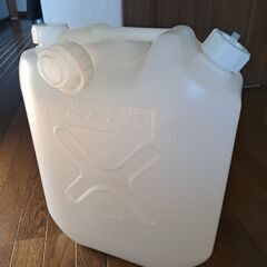 水用ポリタンク　18L