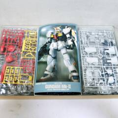 【未組立品】バンダイ　1/60スケール　RX-178　ガンダムMk-Ⅱ　エゥーゴ　パーフェクトグレードモデル　全パーツ(未開封)　BANDAIの画像