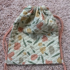 巾着　手作り　キルティング素材使用　ハンドメイド　33×41センチの画像