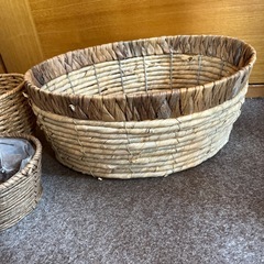 値下げ、ワイヤー入オシャレな鉢カバー3点セットの画像