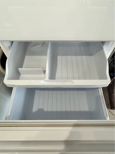 中古品　通電確認済み　SHARP シャープ　SJ-GW35-W　
