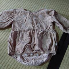 女の子ロンパース　70センチ