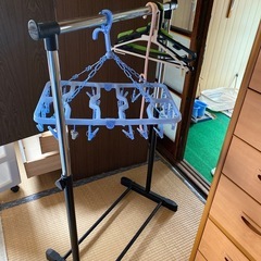 ハンガー付き　洋服かけ