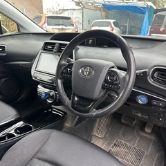 平成31年　トヨタプリウスPHEV  75,928kmの画像