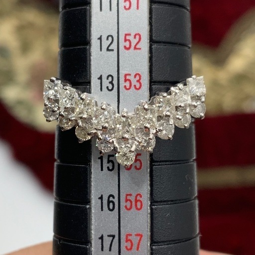 pt900 V型　ダイヤ　リング　4.4g 1ct