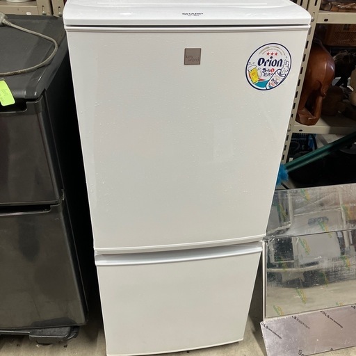 中古冷凍冷蔵庫シャープ(SJ-14E5-KW)2018年
