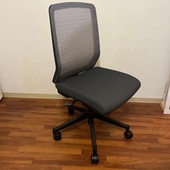 オカムラ　　オフィスチェア
