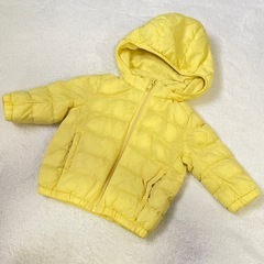 美品　UNIQLO ライトウォームパデットパーカー 80サイズ　イエロー　黄色の画像