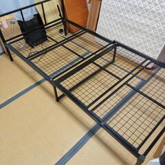 パイプベッド　マットレス付き