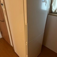 シャープ　冷蔵庫　280L