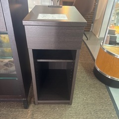 ニトリ　ナイトテーブル