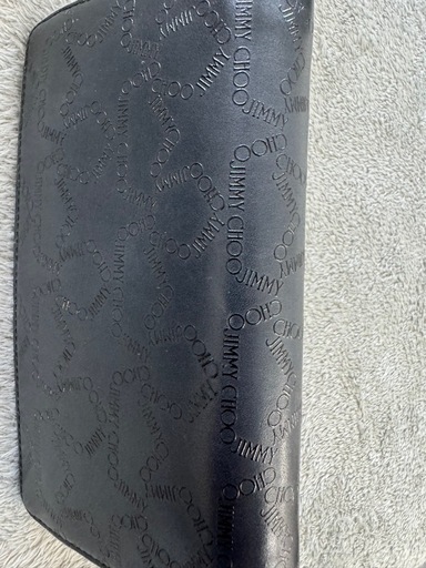 【値下げしました】JIMMY CHOO 長財布 黒 ブラック レア ジミーチュウ  ブラック  長財布  黒  ラウンドファスナー  ファスナー  シンプル   レア  上品   スター  ロゴ No2954