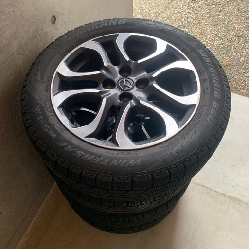 スタッドレスタイヤ 1シーズン使用