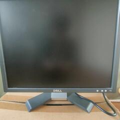 １９インチ液晶モニター