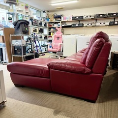 【超美品‼️】定価238,000円♪ HTL(ワタリジャパン) 250cm幅3人掛けカウチソファ 本革製レッド♪の画像