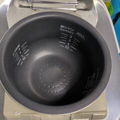 ★ 炊飯器 Panasonic 圧力 ＩＨ炊飯器 ３合炊 SR-SJW058 2019年製の画像