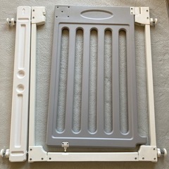【決まりました】ベビーゲート　カトージ　katoji グレー　ホワイトの画像