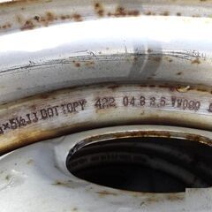 深溝スタッドレス　キャラバン（ハイエース？）１９５　８０R１５　LT　107/105 　2018年後期 （18年43周）7.5から8mm　日産純正鉄ホイール付き　４本セット　ヨコハマ　アイスガード　日産純正鉄ホイール付き　J15　×５　1/2　の画像