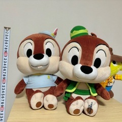 ディズニーのチップとリトルグリーンメンのぬいぐるみ