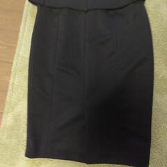 激安！　黒スーツ　Ｍサイズ ３点セット　中古の画像