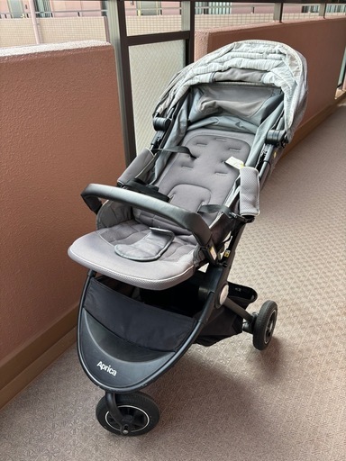 Aprica アップリカ イージーバギー　Easy Buggy 3輪車タイプ  ベビーカー