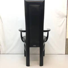 ss6949　カリモク ダイニングチェア ブラック レザー karimoku アームチェア クッションチェア 黒 木製 肘掛け付き イス 椅子 いす ラウンジチェア アンティーク カリモク 中古の画像