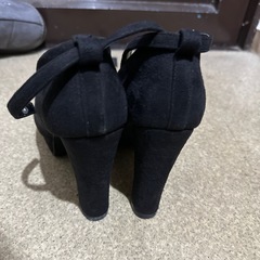 美品23.5cmハイヒール👠パンプスの画像