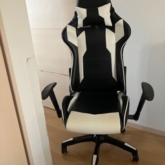 ゲーミングチェア