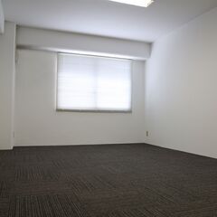 複合商業施設の中にあるレンタルオフィス - レンタルオフィス