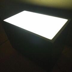 決まりました　ライトBOX  飾り棚  テーブルの画像