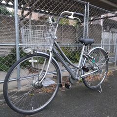 ブリジストン　アルベルト　27インチ内装3段 ブリジストン ALBELT 27インチのベルトの自転車です。内装3段