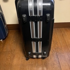 スーツケースの画像