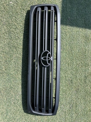 ランドクルーザー100 中期　グリル