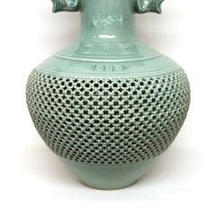 青龍・高麗青磁・青磁器・壺型花器・双耳壺・透かし壺・No.210912-001の画像