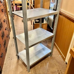 【武蔵小山店】 インダストリアル ガルバナイズドシェルフ 亜鉛メッキ トタン板 イタリア 6段 シェルフ ディスプレイ 什器 イタリア製 オープンシェルフ 高さ調整可能 🚚 運搬無料エリア有 / 品川区 リサイクルショップ ランバールーム 武蔵小山店  ◀︎ 武蔵小山パルム 戸越銀座 隣の画像