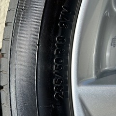 トヨタ　アルファード　純正18インチホイール及びトーヨータイヤの画像