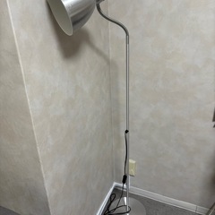 11/22にお譲りしたいです。IKEA スタンドライト