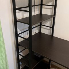 ニトリのシステムデスクの画像