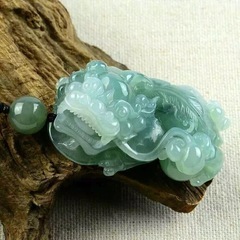 ビルマの翡翠、精巧な彫刻、招财吉兽