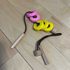 カラフルな木製積み木セットの画像