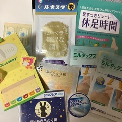 製薬会社　ノベルティ　あぶらとり紙　圧縮タオル　滑り止めマット　...